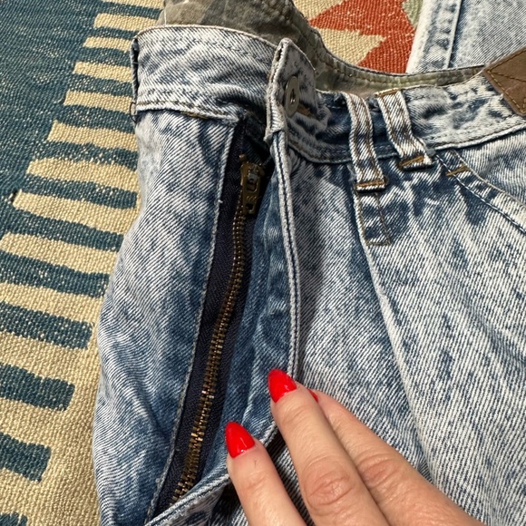 Vintage 80's Bugle Boy Cargo Jeans Denim Acid Stone Wash Jeans Size 30 - Picture 8 of 12